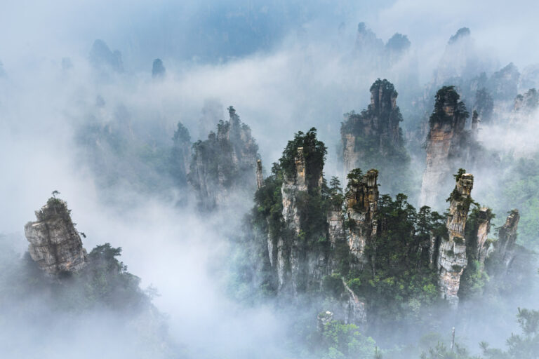 Wang Wenwei - Light-clouds-on-mountains3